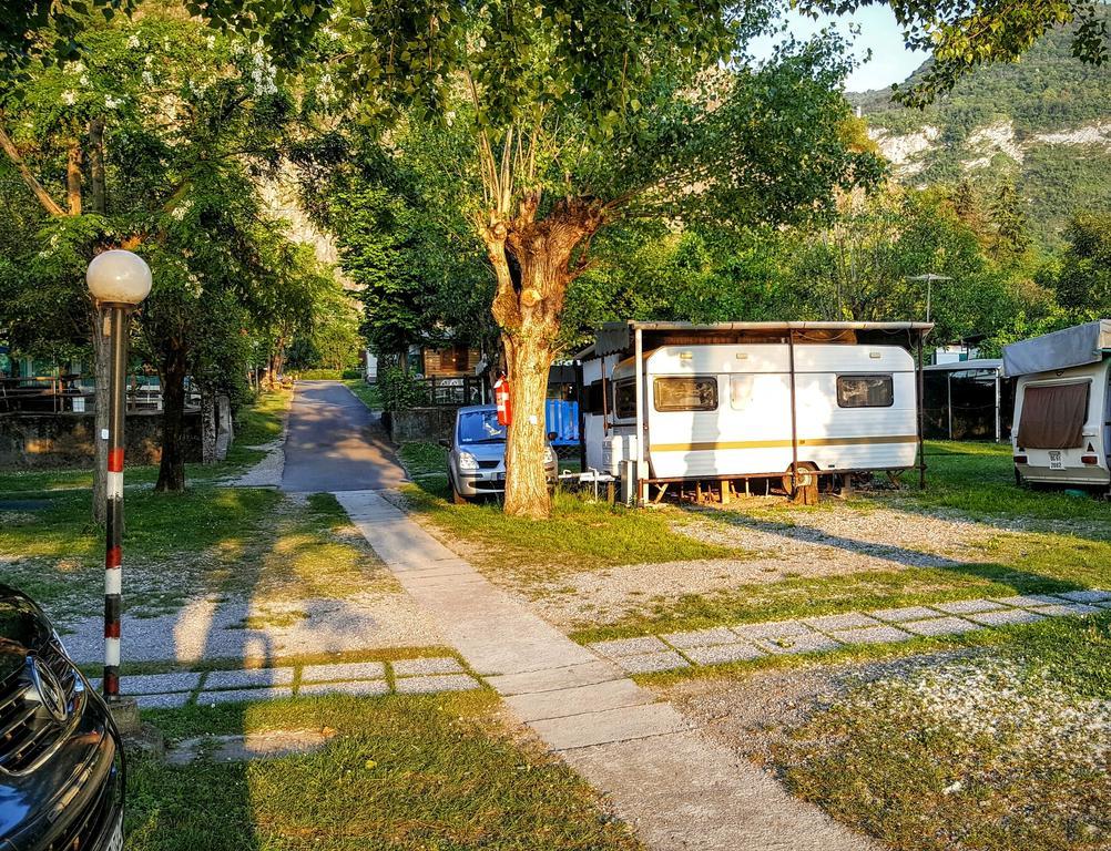 Camping Pilzone 伊塞奥 外观 照片