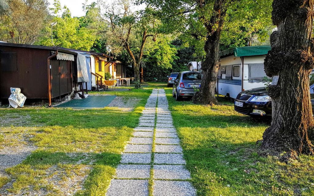 Camping Pilzone 伊塞奥 外观 照片