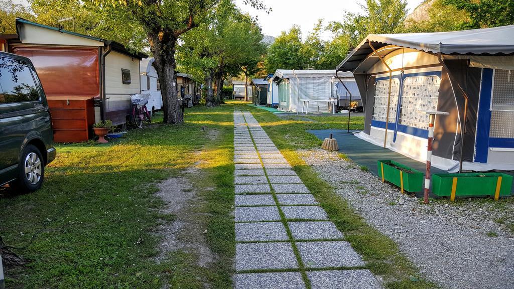 Camping Pilzone 伊塞奥 外观 照片